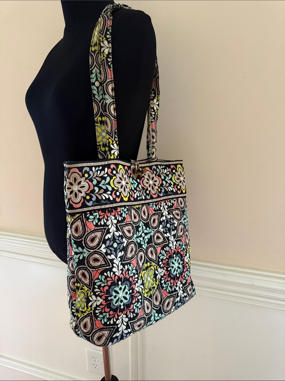 Vera Bradley Sierra Quilted Cottonβ Tote Bag Retired Floral Paisley Print